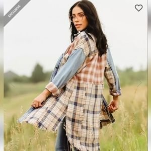 Gimmicks by BKE Plaid Shacket